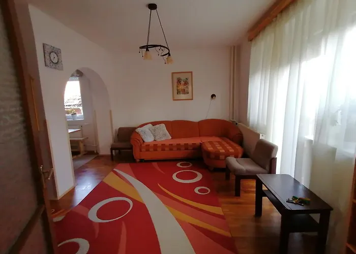 Gabriella Haz Case de vacanță *